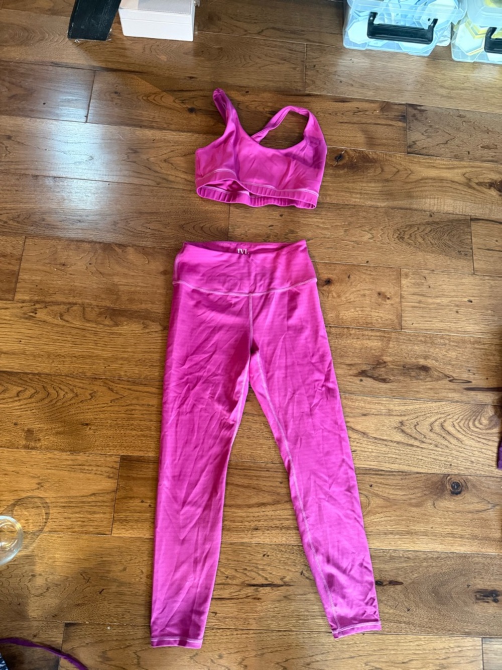 High-Rise Pink Leggings & Sports Bra Set - Women